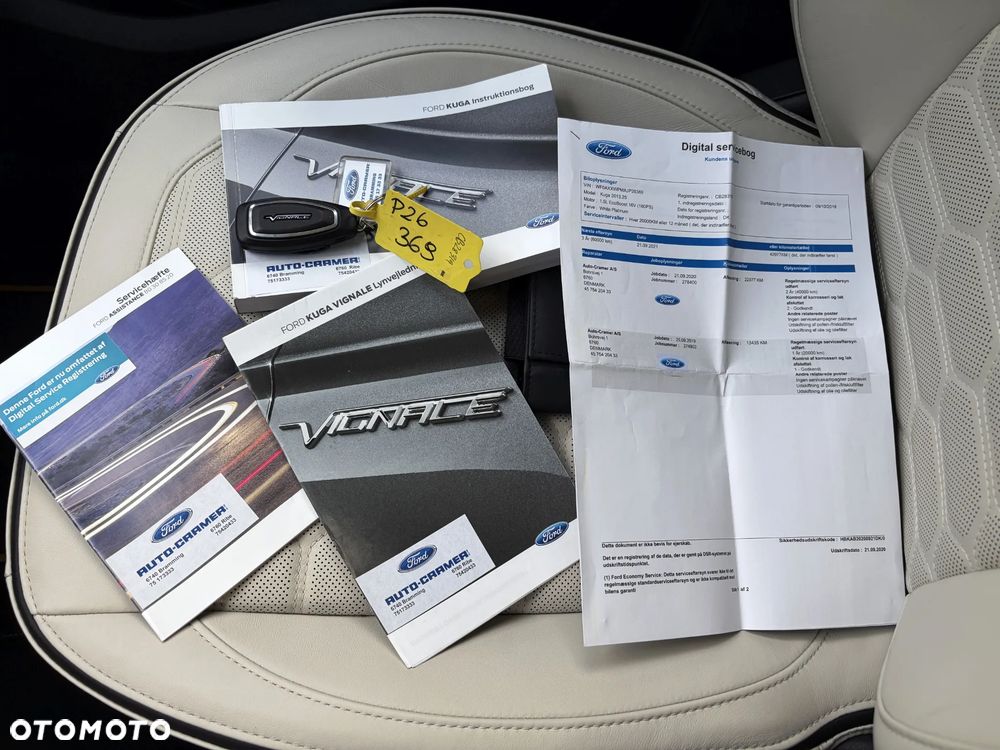 Ford Kuga 1.5 EcoBoost 4x4 Titanium - 38