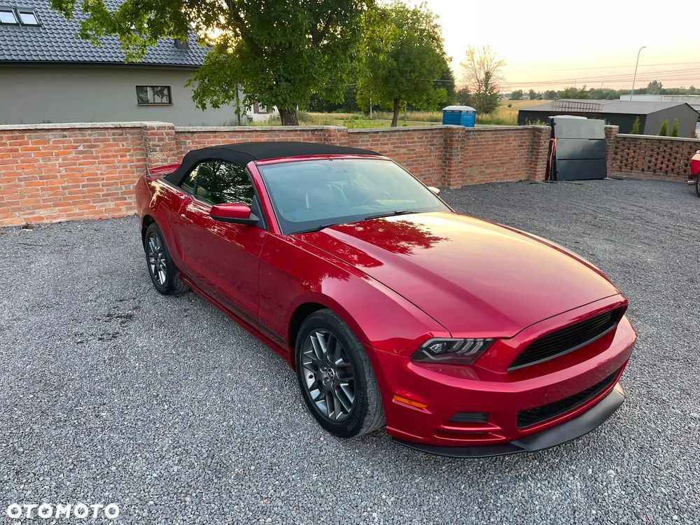 Ford Mustang 3.7 V6 Premium - 5