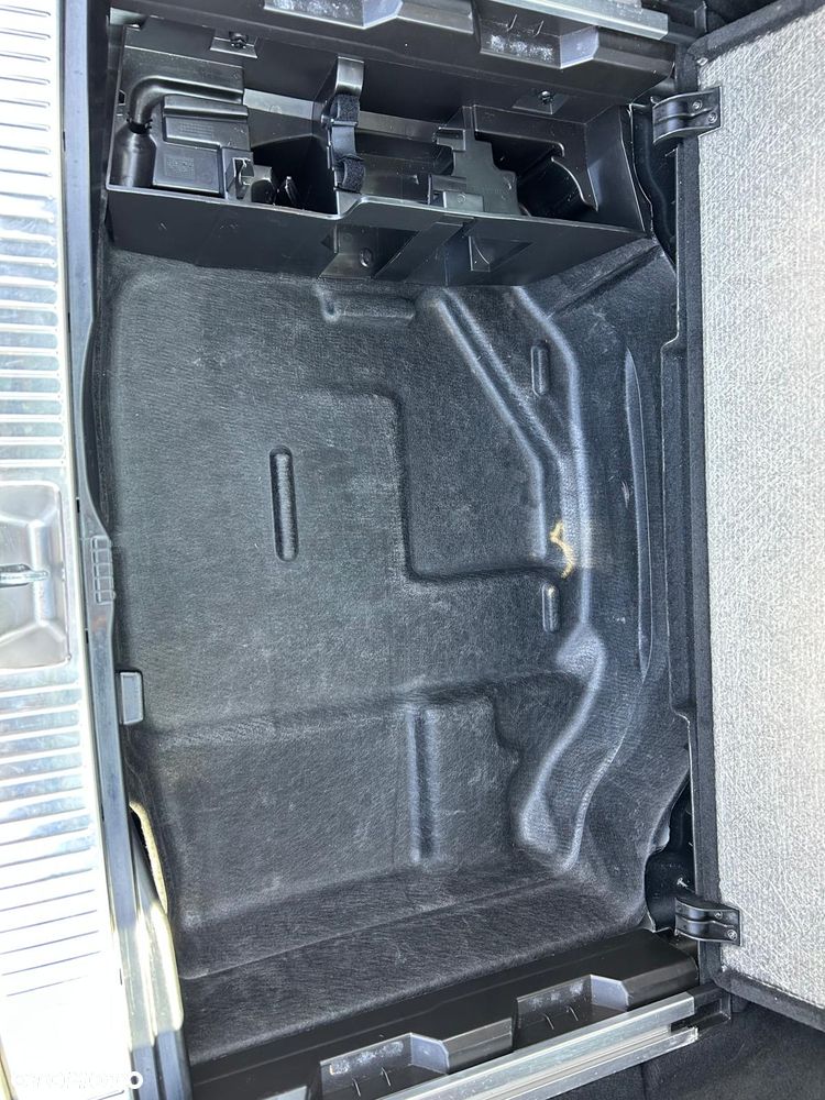 Mercedes-Benz Klasa C 220 CDI DPF Automatik BlueEFFICIENCY Avantgarde - 25