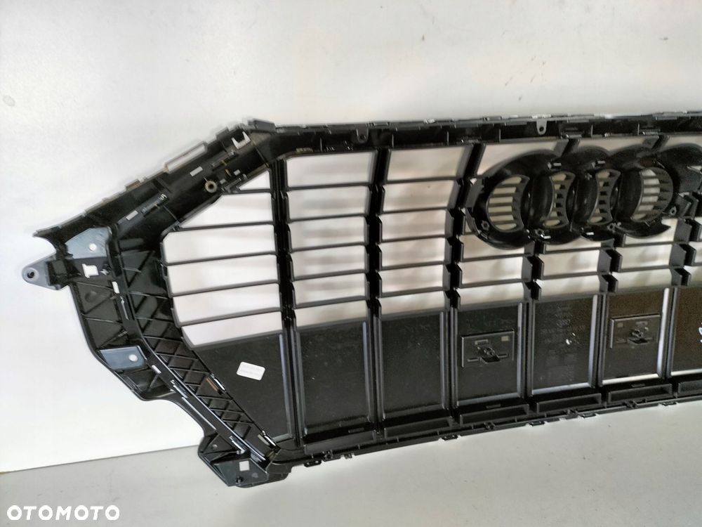 atrapa kratka grill audi q3 18- sportback - 5