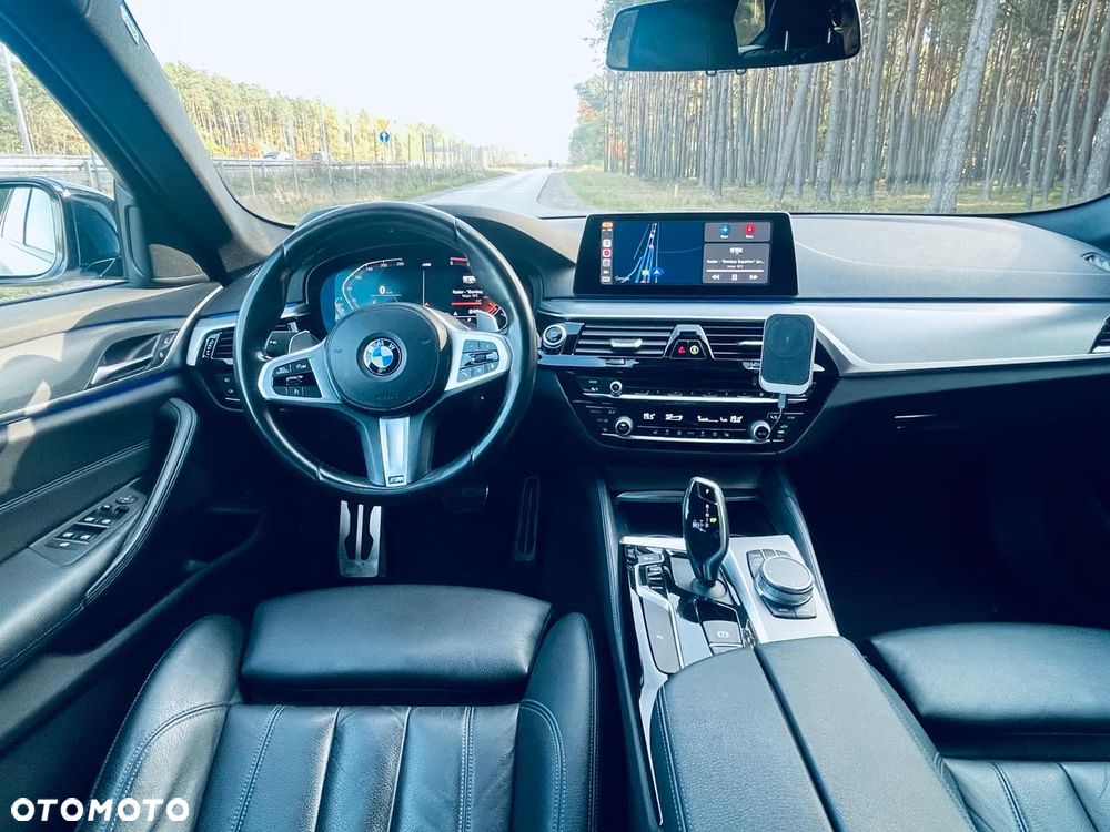 BMW Seria 5 520d M Sport Edition - 25