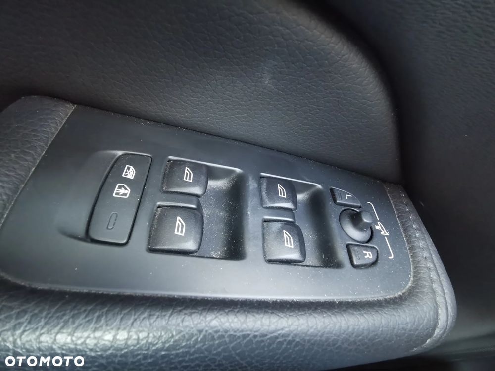 Volvo XC 60 B4 D AWD Inscription - 13