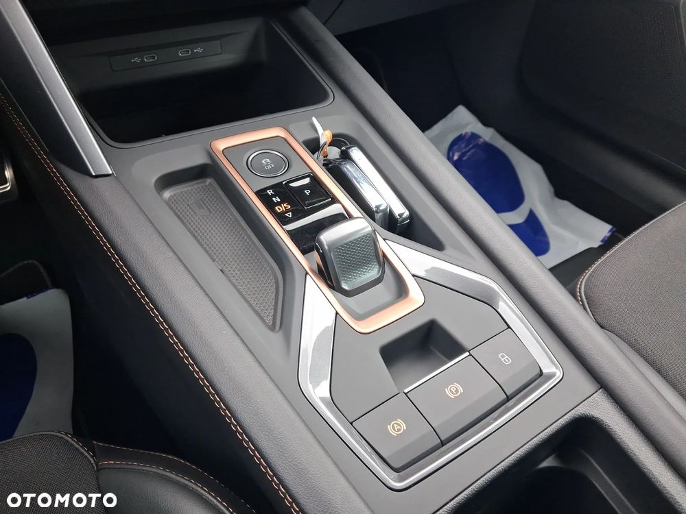 Cupra Formentor 1.5 eTSI mHEV DSG - 25