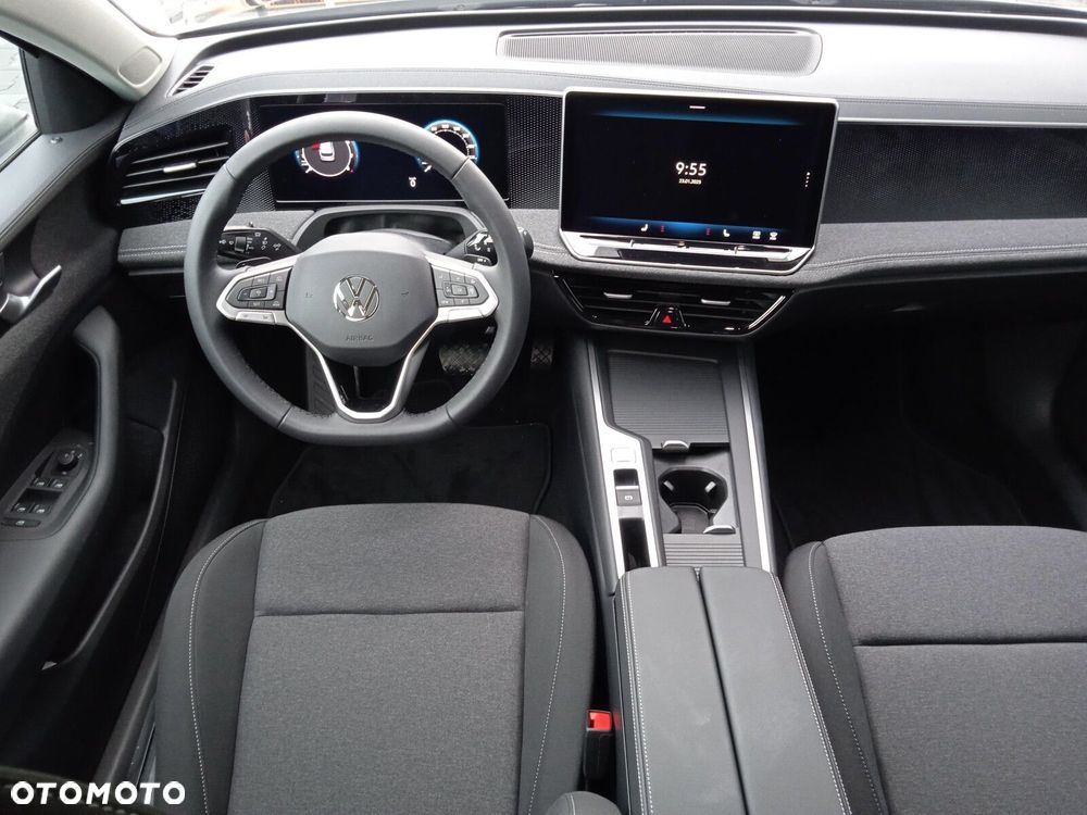 Volkswagen Passat - 8