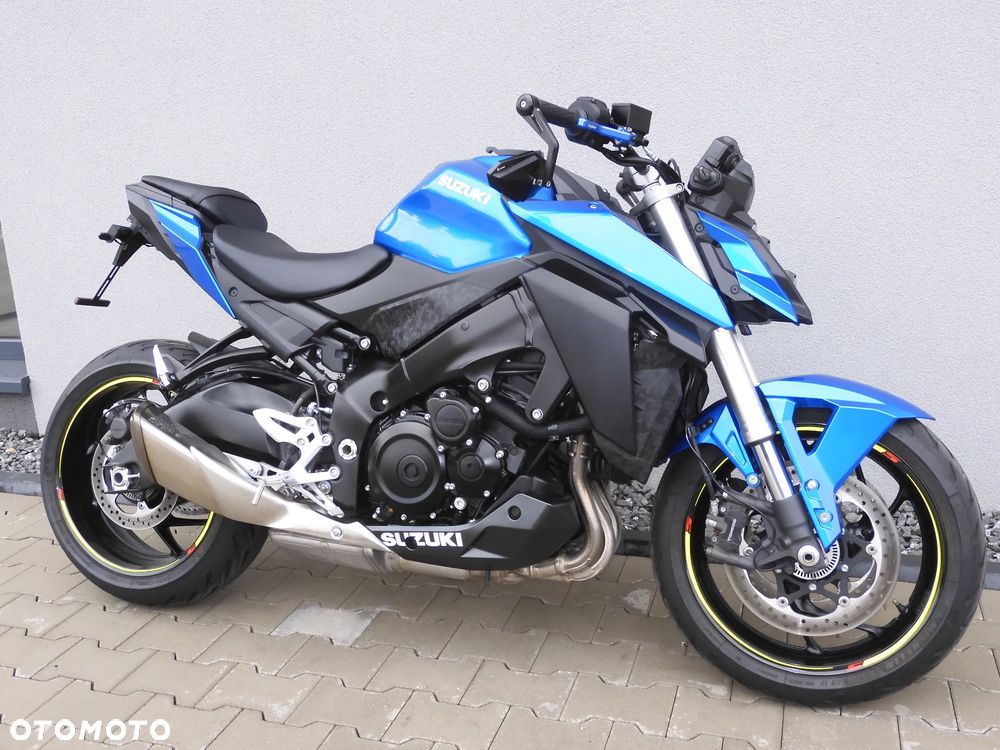 Suzuki GSX - 2