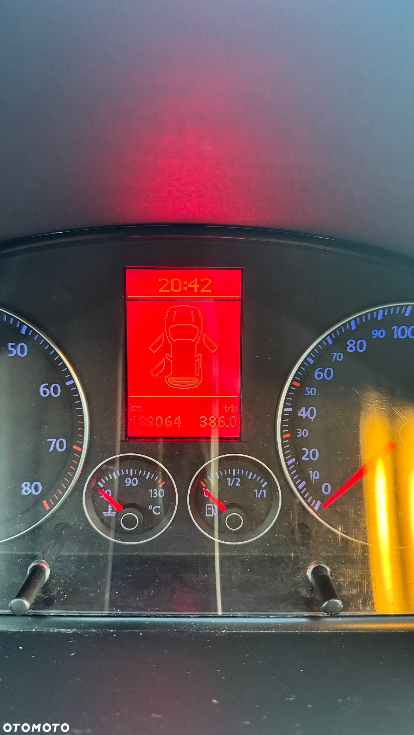 Volkswagen Touran 1.6 - 27