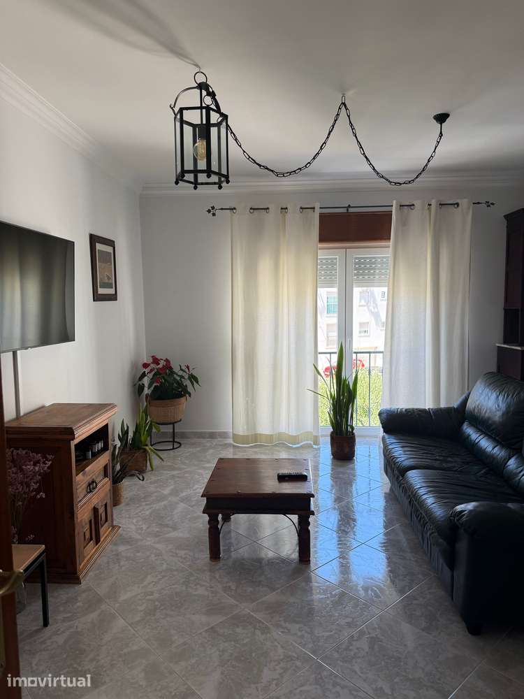 Apartamento T2 em São Domingos de Rana