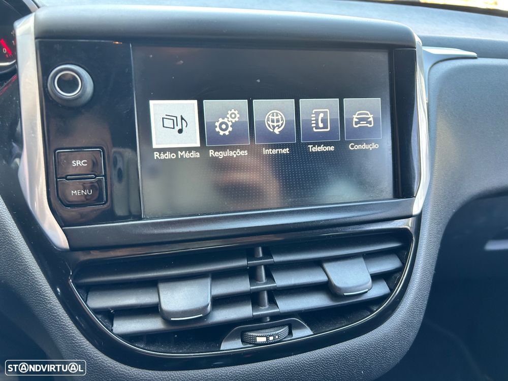 Peugeot 208 1.4 HDi - 8