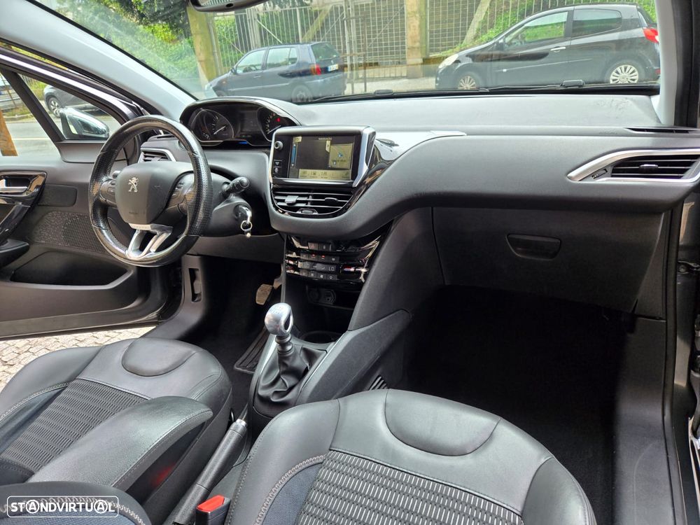 Peugeot 208 1.6 e-HDi Allure - 7
