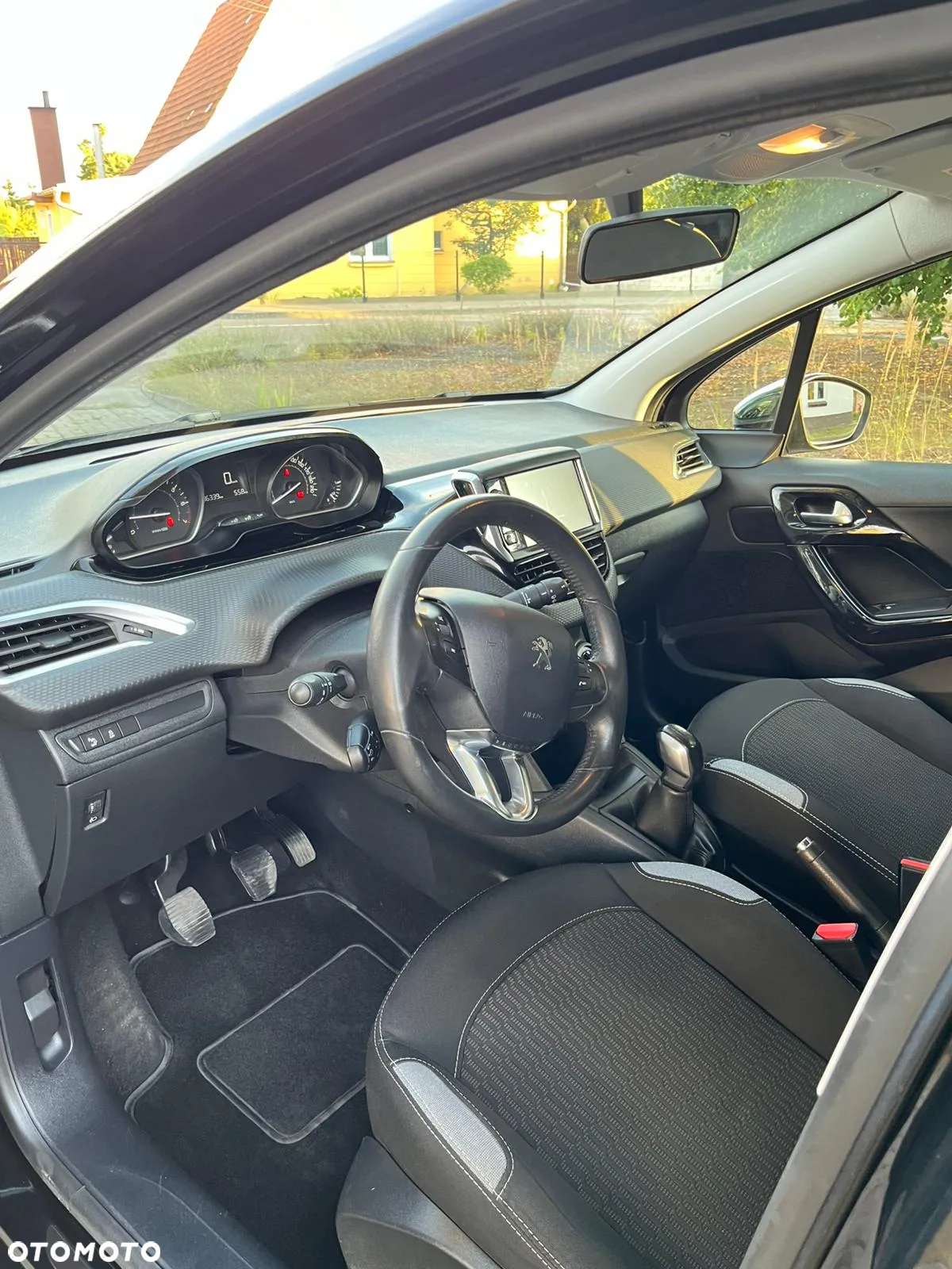 Peugeot 208 PureTech 82 Style - 11