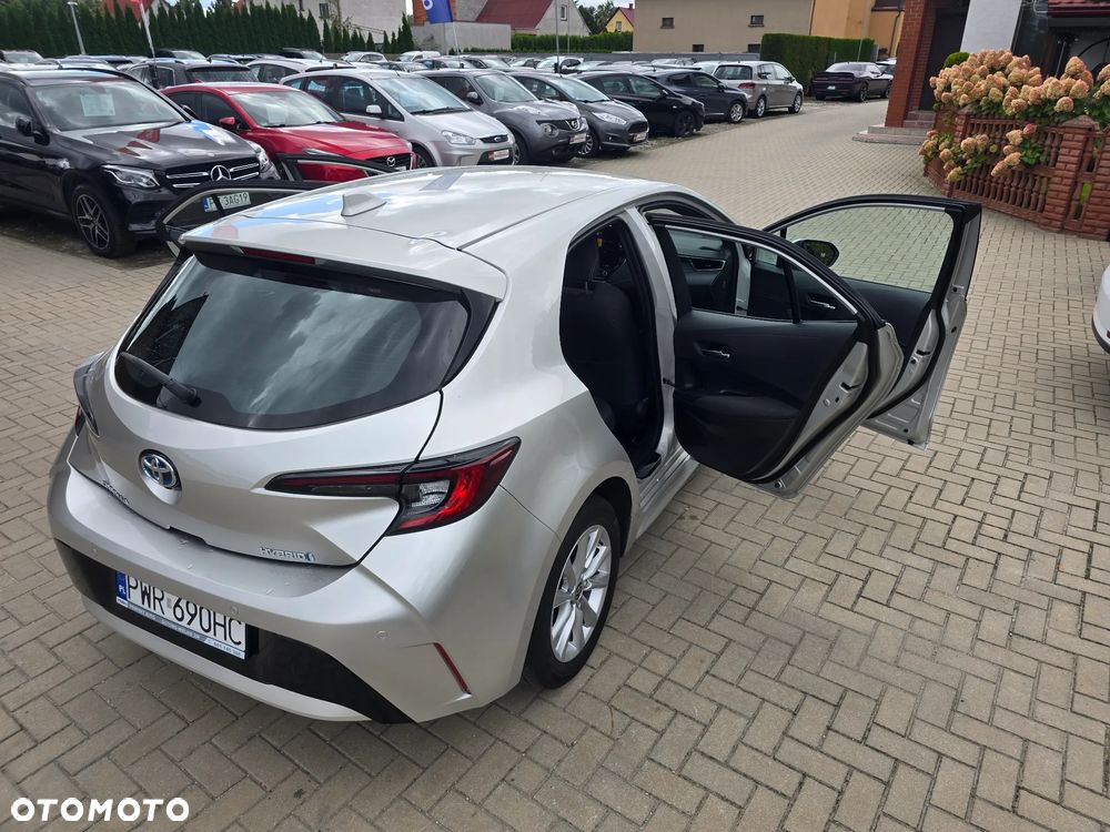 Toyota Corolla - 37