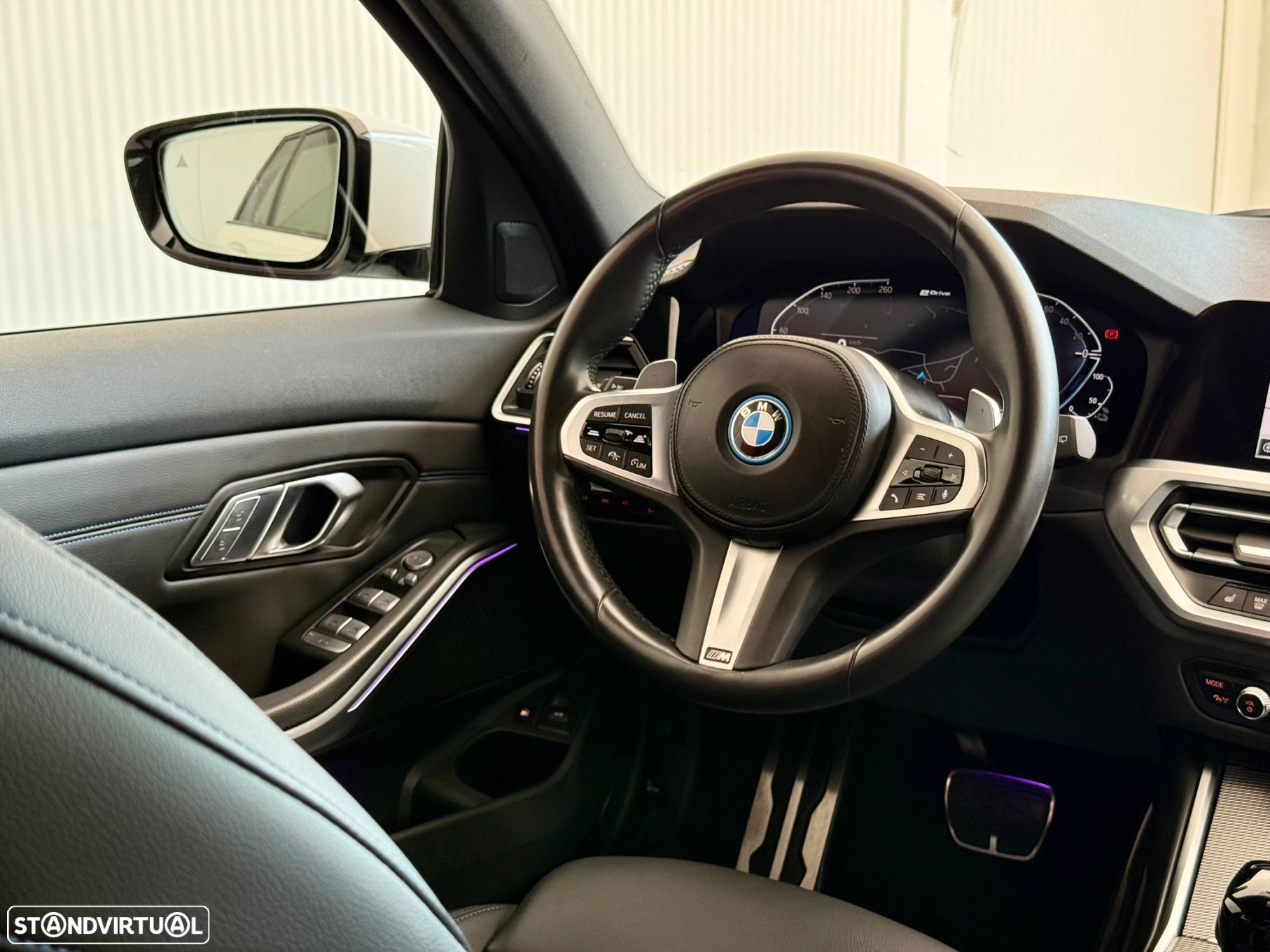 BMW 330 e Touring Pack M Auto - 13