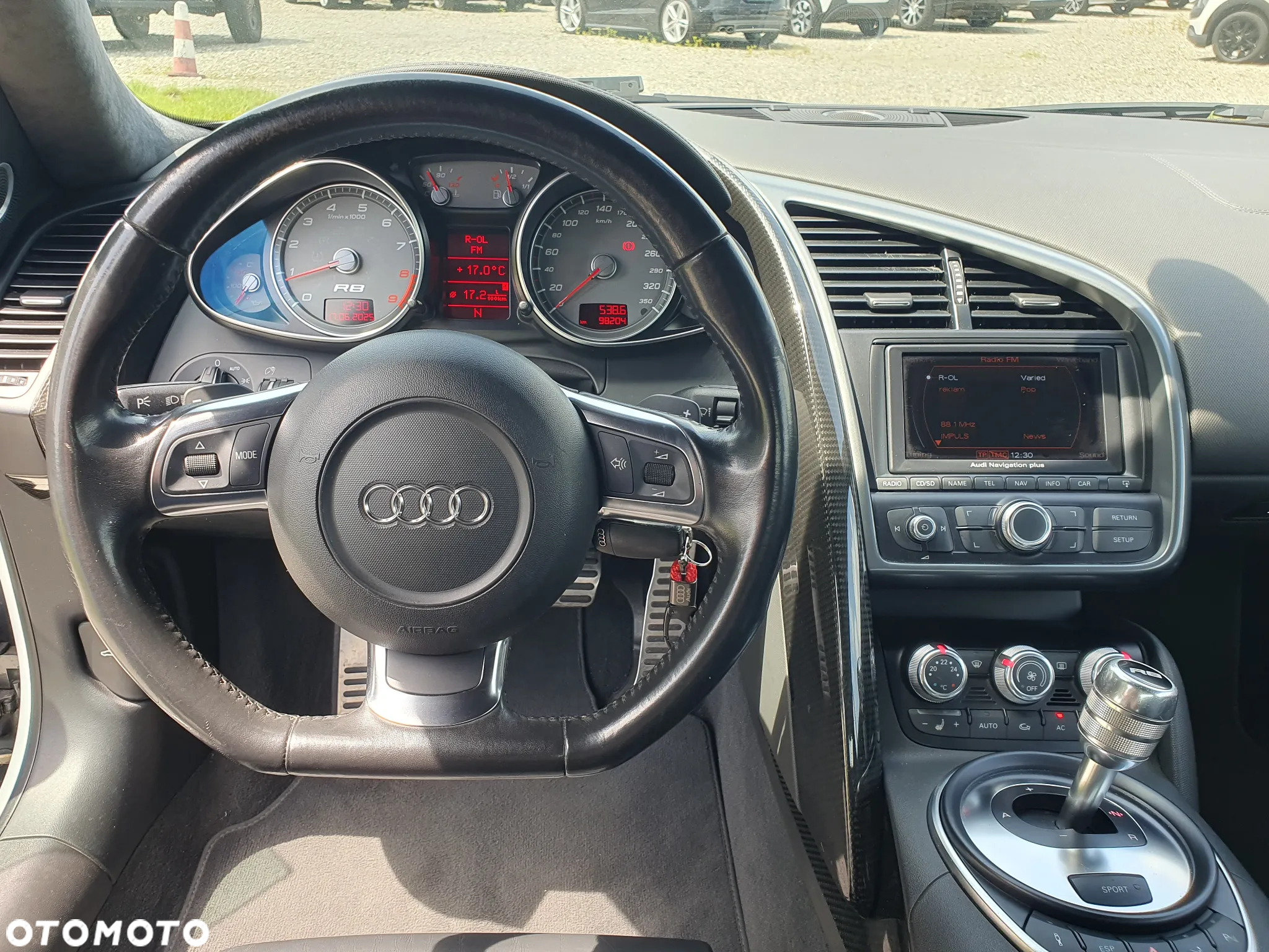 Audi R8 4.2 Quattro R tronic - 22