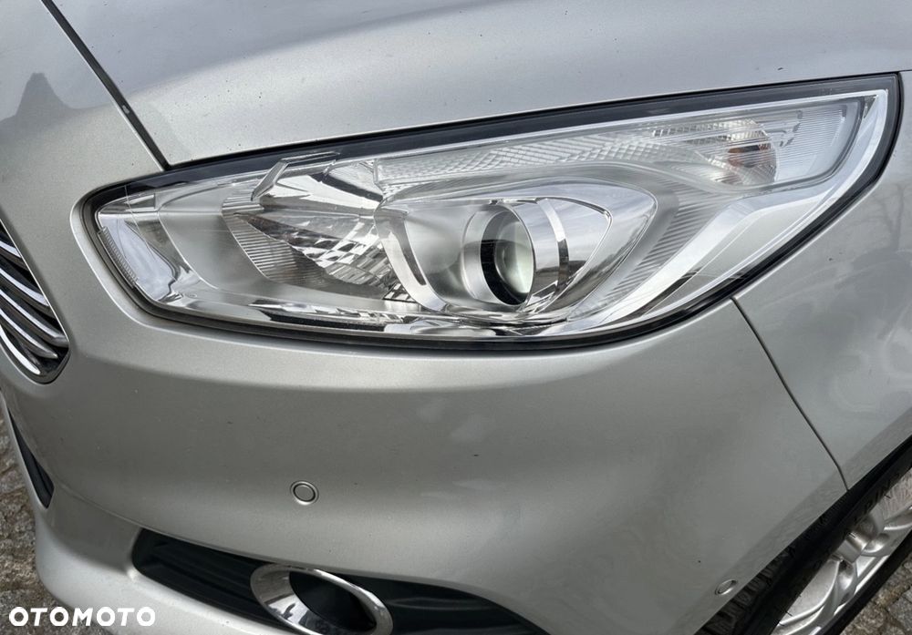 Ford S-Max 2.0 TDCi Titanium - 12