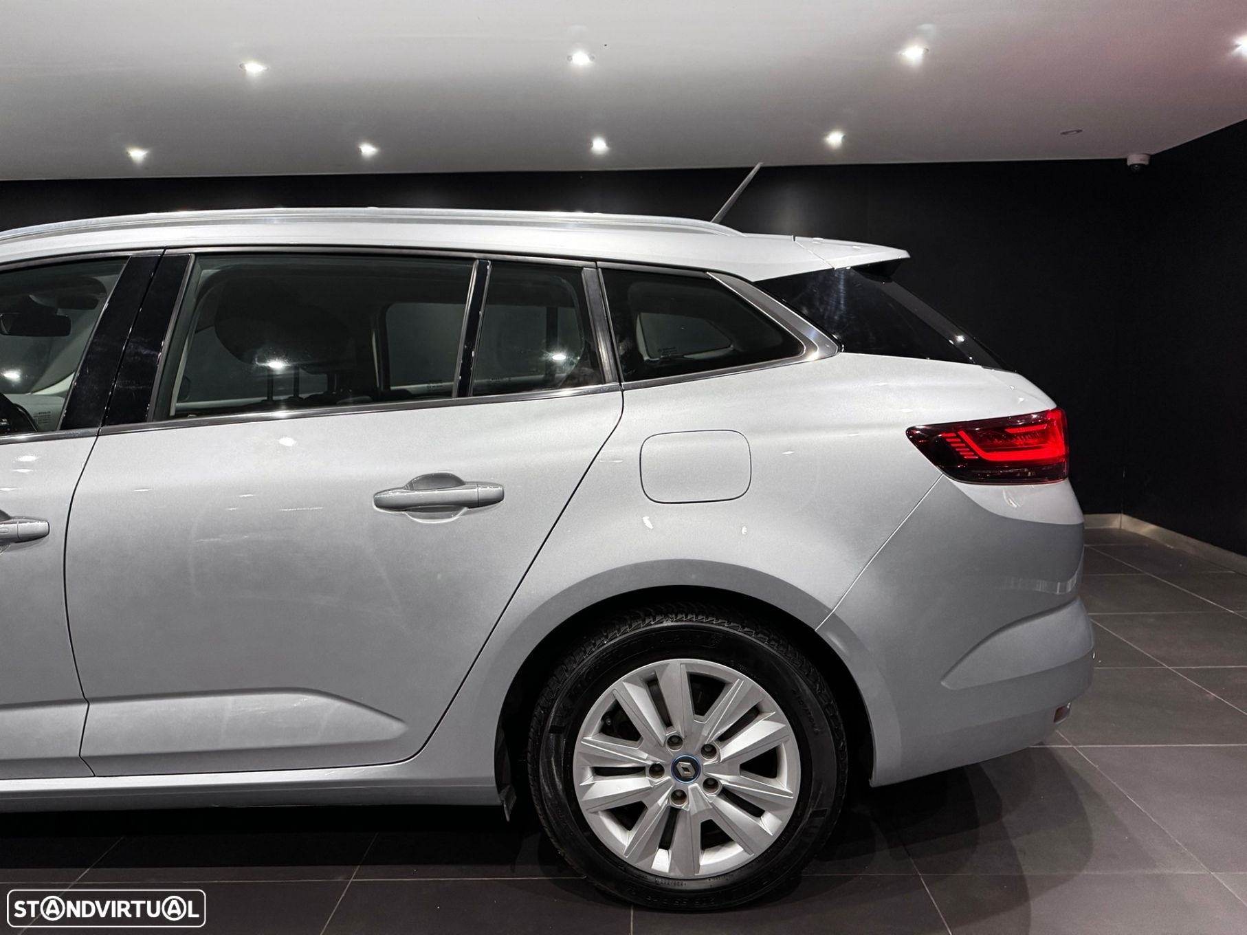 Renault Mégane Sport Tourer 1.6 E-Tech Plug-In Zen - 5