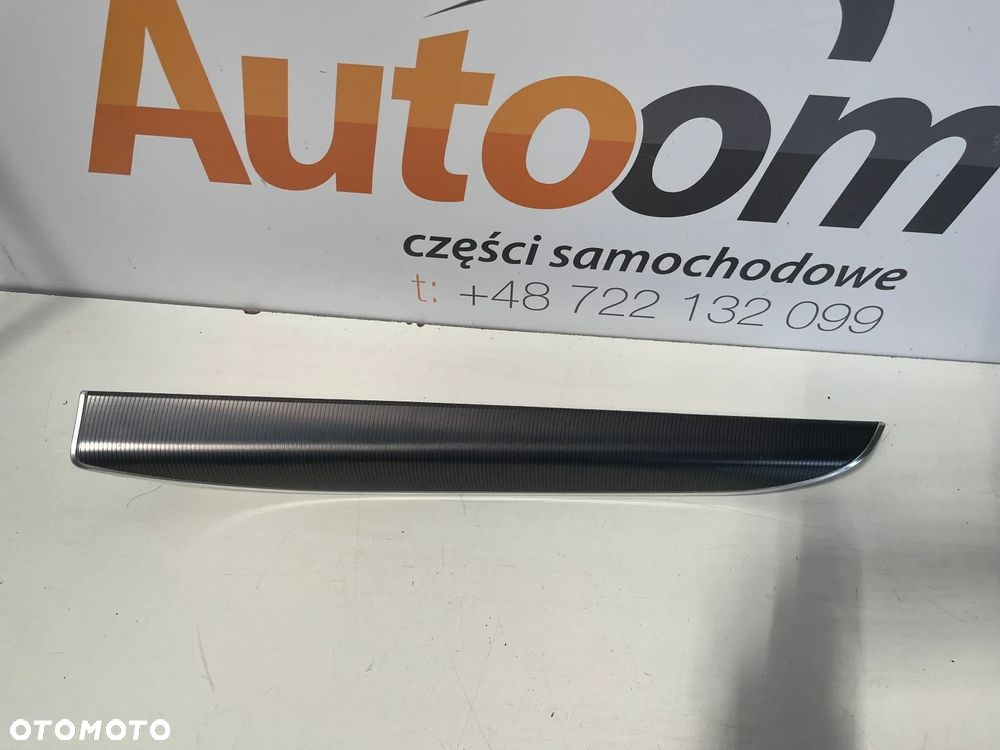 LISTWA OZDOBNA DEKOR DESKI KONSOLI EM2BR044D84 - 1