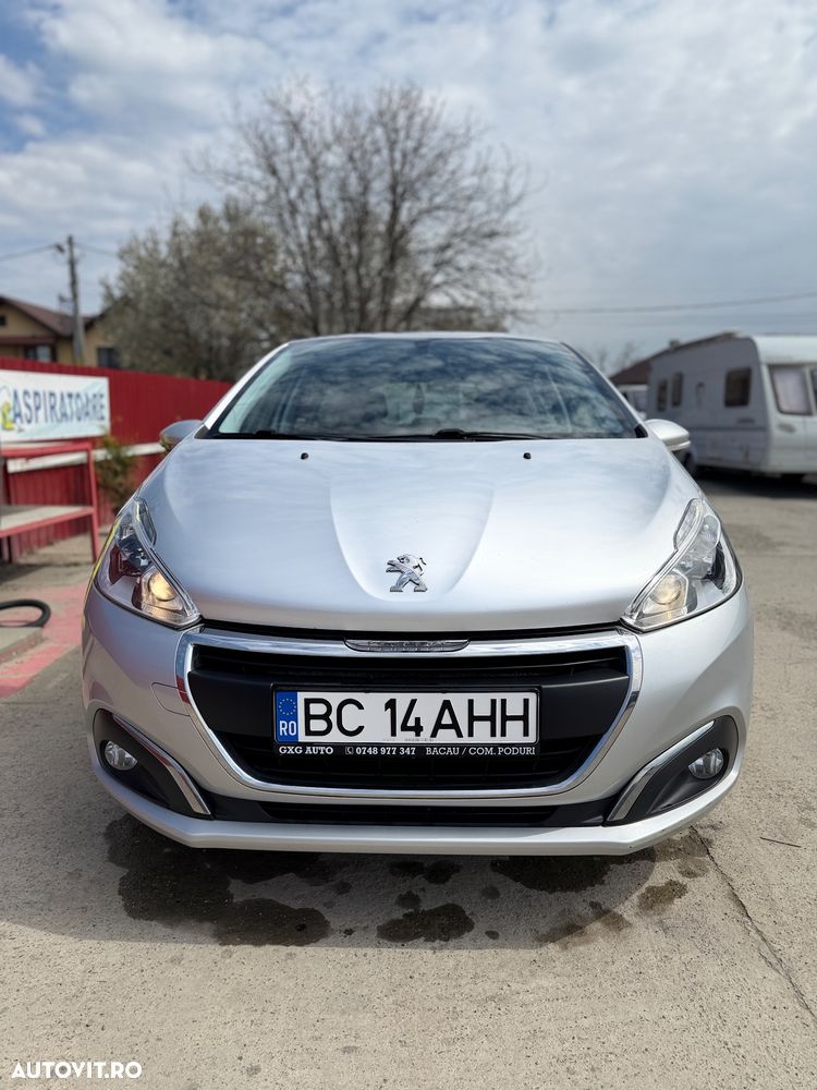 Peugeot 208 82 PureTech Style - 3