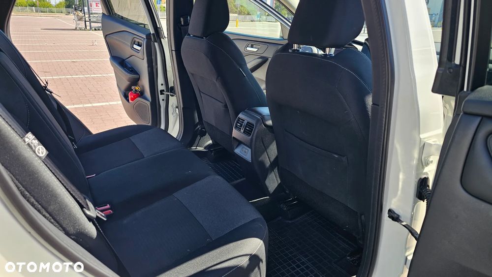 Nissan Qashqai 1.3 DIG-T MHEV N-Connecta - 20
