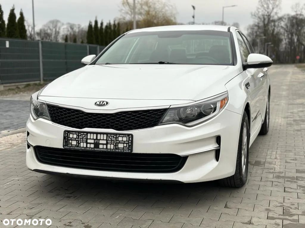 Kia Optima - 1