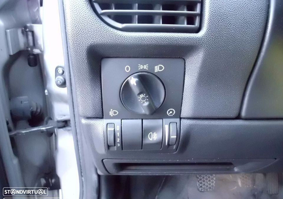 Peças Opel Corsa C (X01) 2000 a 2009 - 9
