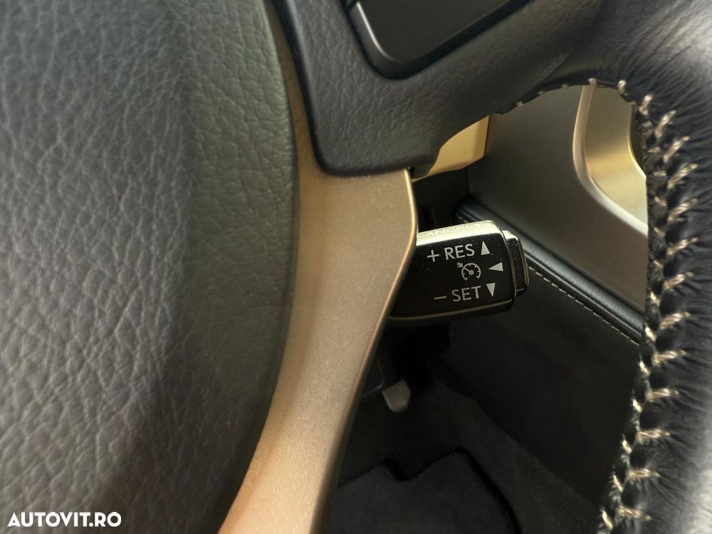 Lexus Seria NX ver-300h - 21