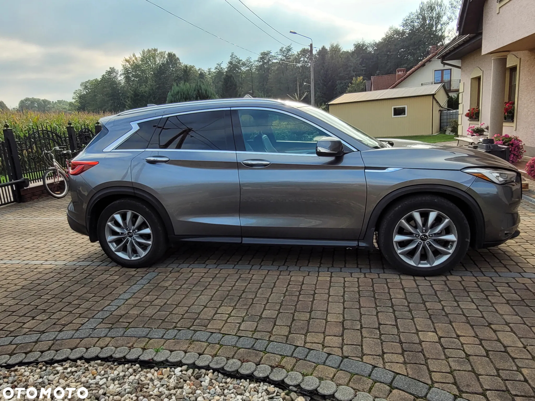 Infiniti QX50 - 4