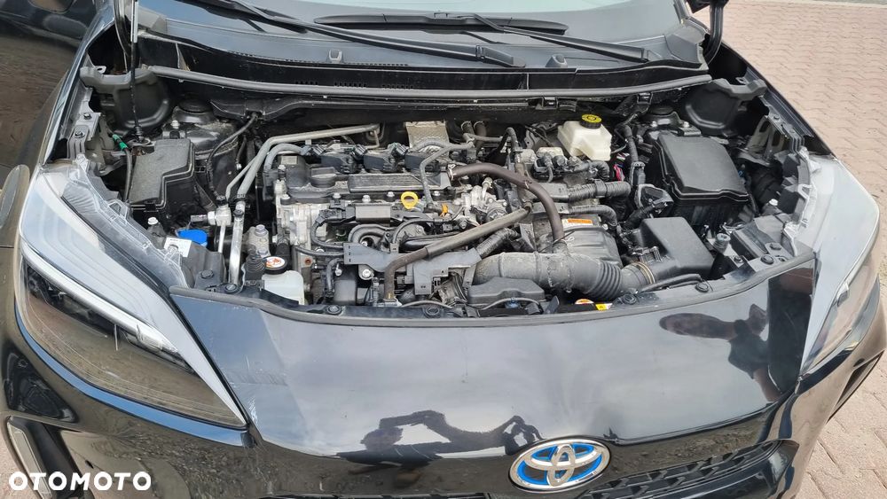 Toyota Yaris Cross Hybrid 1.5 Executive 4x4 - 32