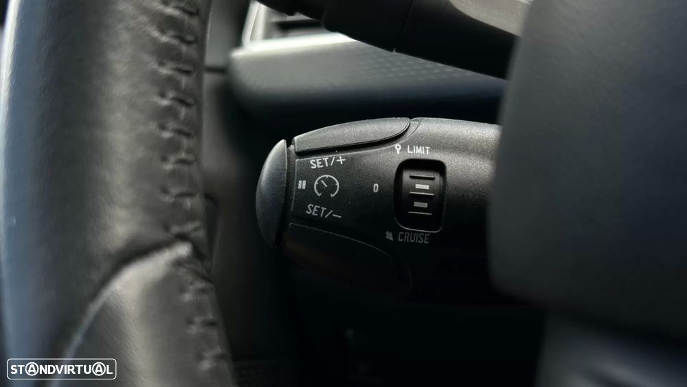 Peugeot 208 1.2 PureTech Signature - 27