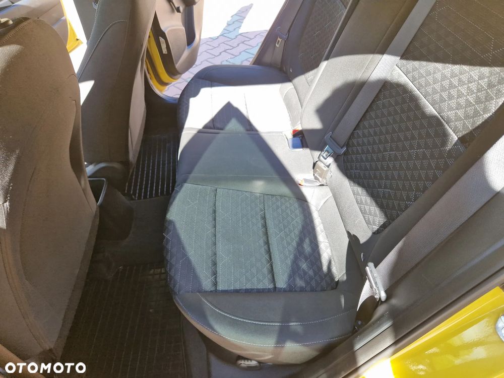Kia Rio 1.2 L - 16