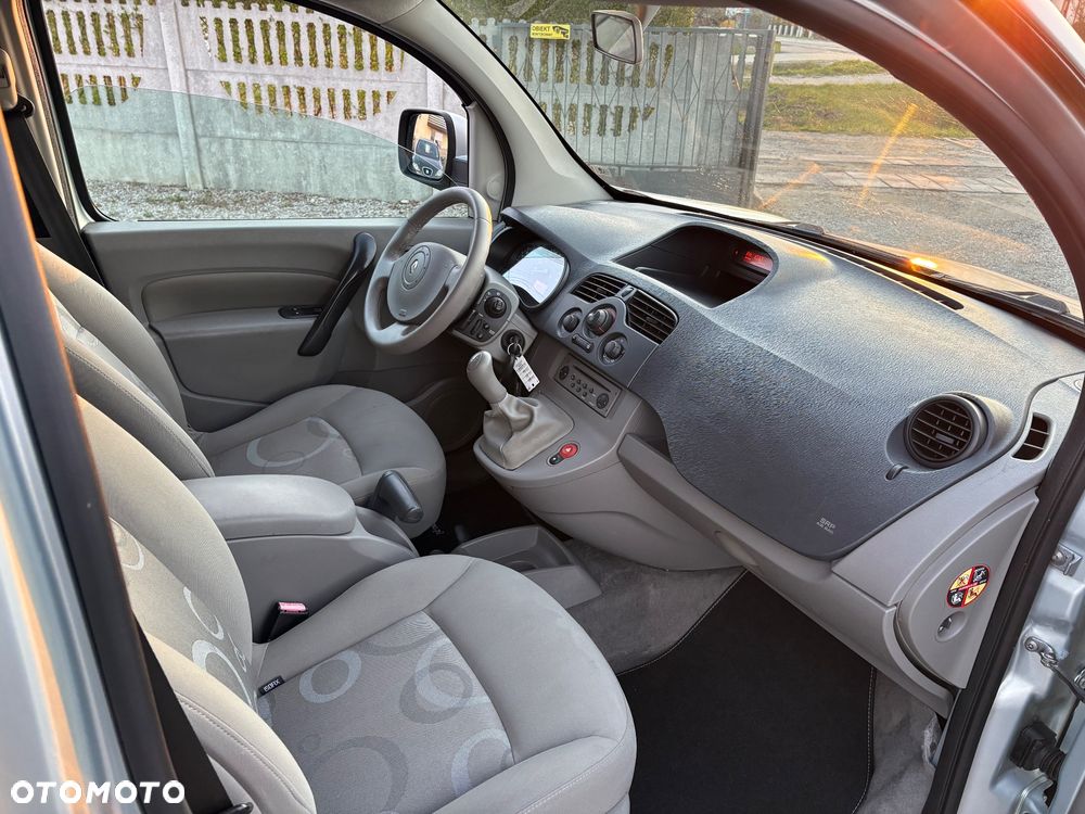 Renault Kangoo 1.6 8V Happy Family - 27