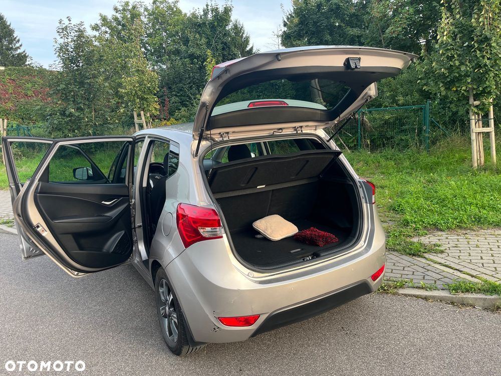 Hyundai ix20 1.6 Classic + - 17