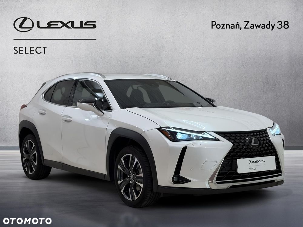 Lexus UX - 8