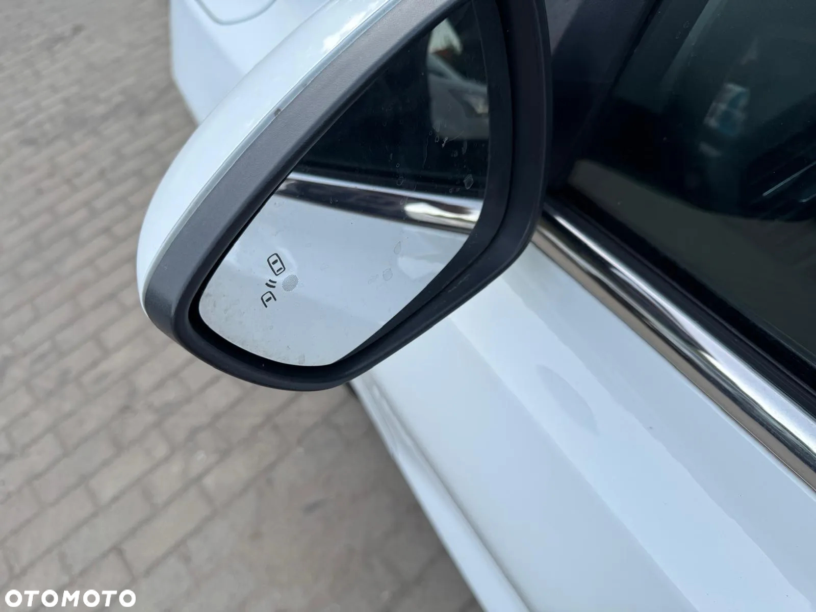 Ford Focus 1.5 EcoBlue Start-Stopp-System COOL&CONNECT DESIGN - 11
