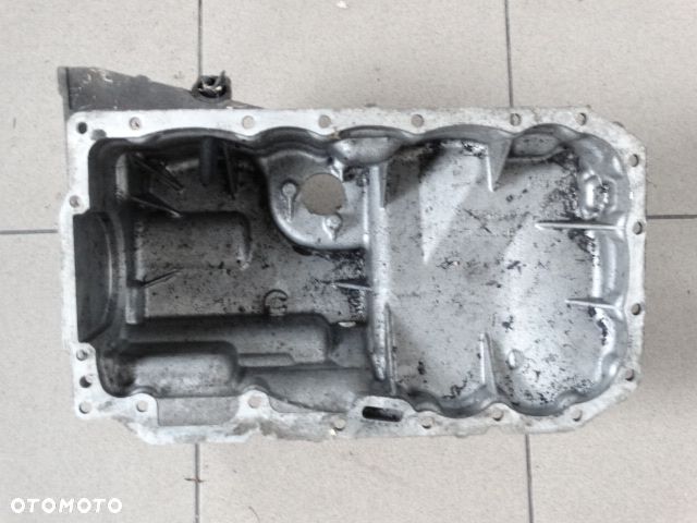 BMW E87 E90 Miska N47 2.0d Misa Olejowa Karter 1 E81 E82 E87 3 E90 E91 E92 E93 8510206 11137797969 7797969 11138510206 - 2