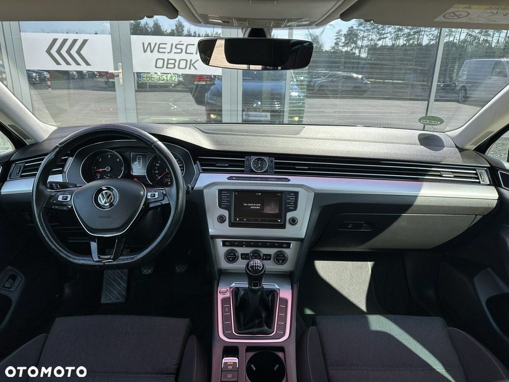 Volkswagen Passat Variant 2.0 TDI SCR Comfortline - 10