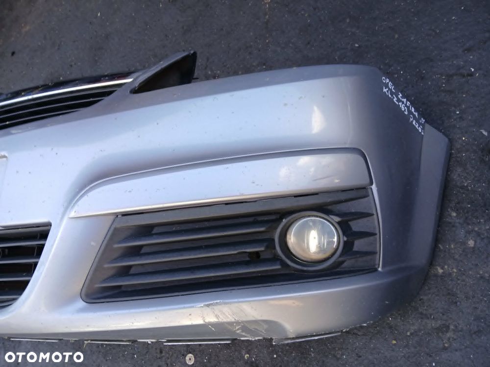 Opel Zafira B zderzak przedni kod lakieru Z163 - 4