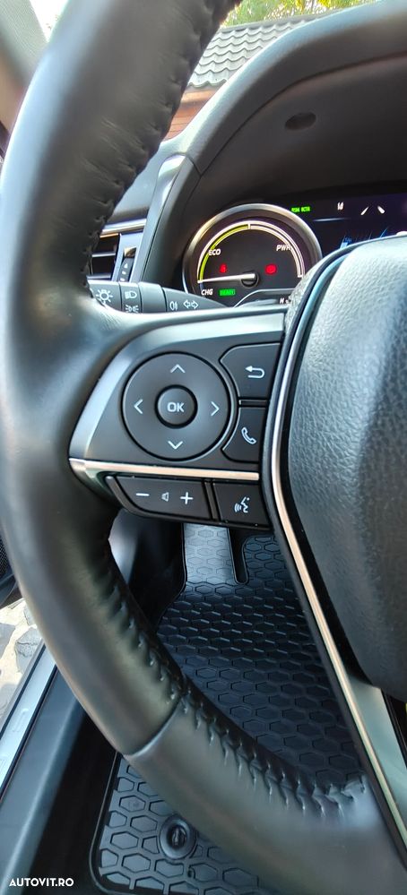 Toyota Camry 2.5 Dynamic - 17