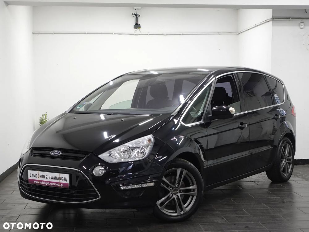 Ford S-Max - 13