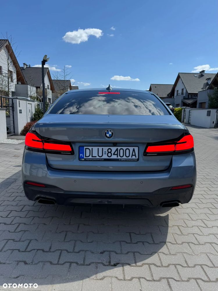 BMW Seria 5 540d xDrive mHEV M Sport sport - 3