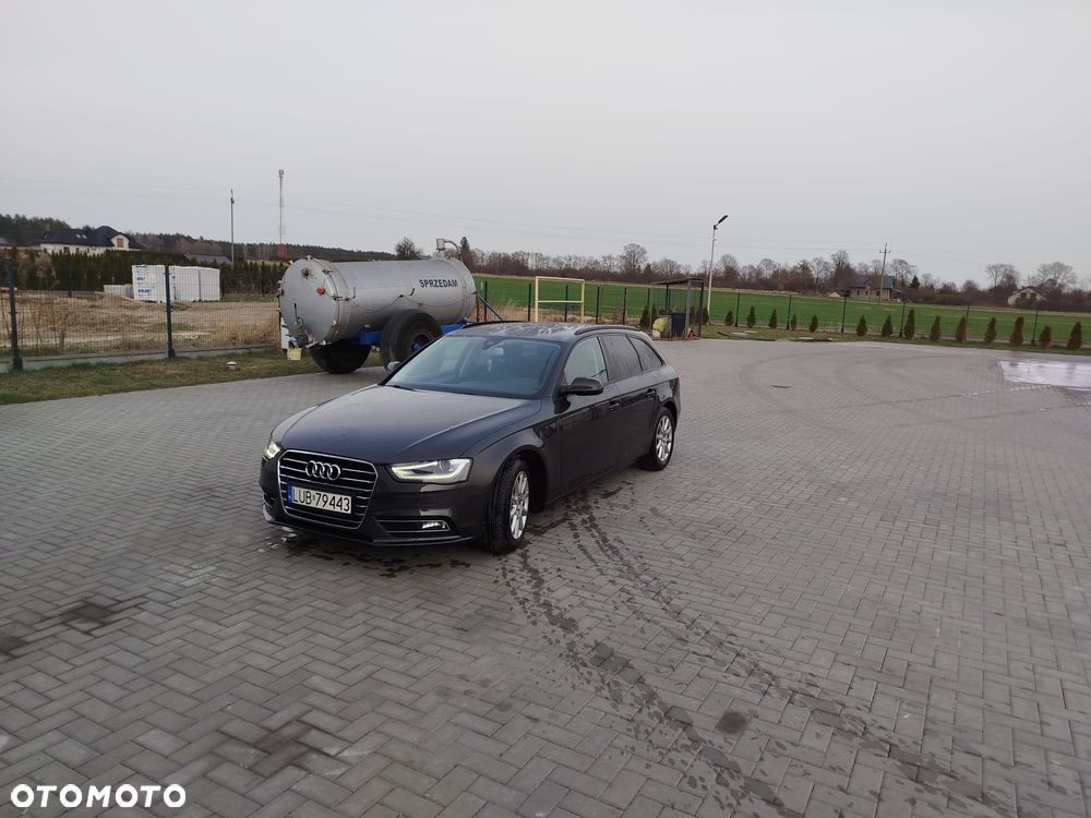 Audi A4 Avant 2.0 TDI ultra DPF Attraction - 2