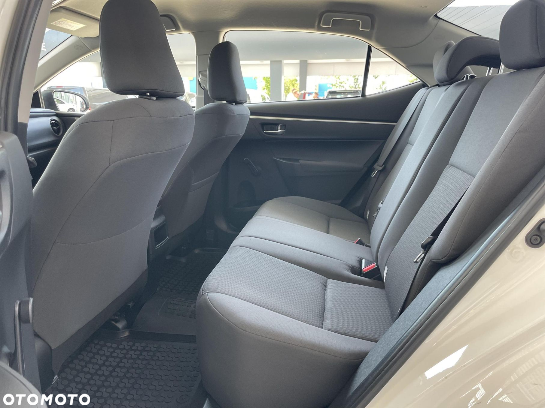 Toyota Corolla 1.33 Active - 14