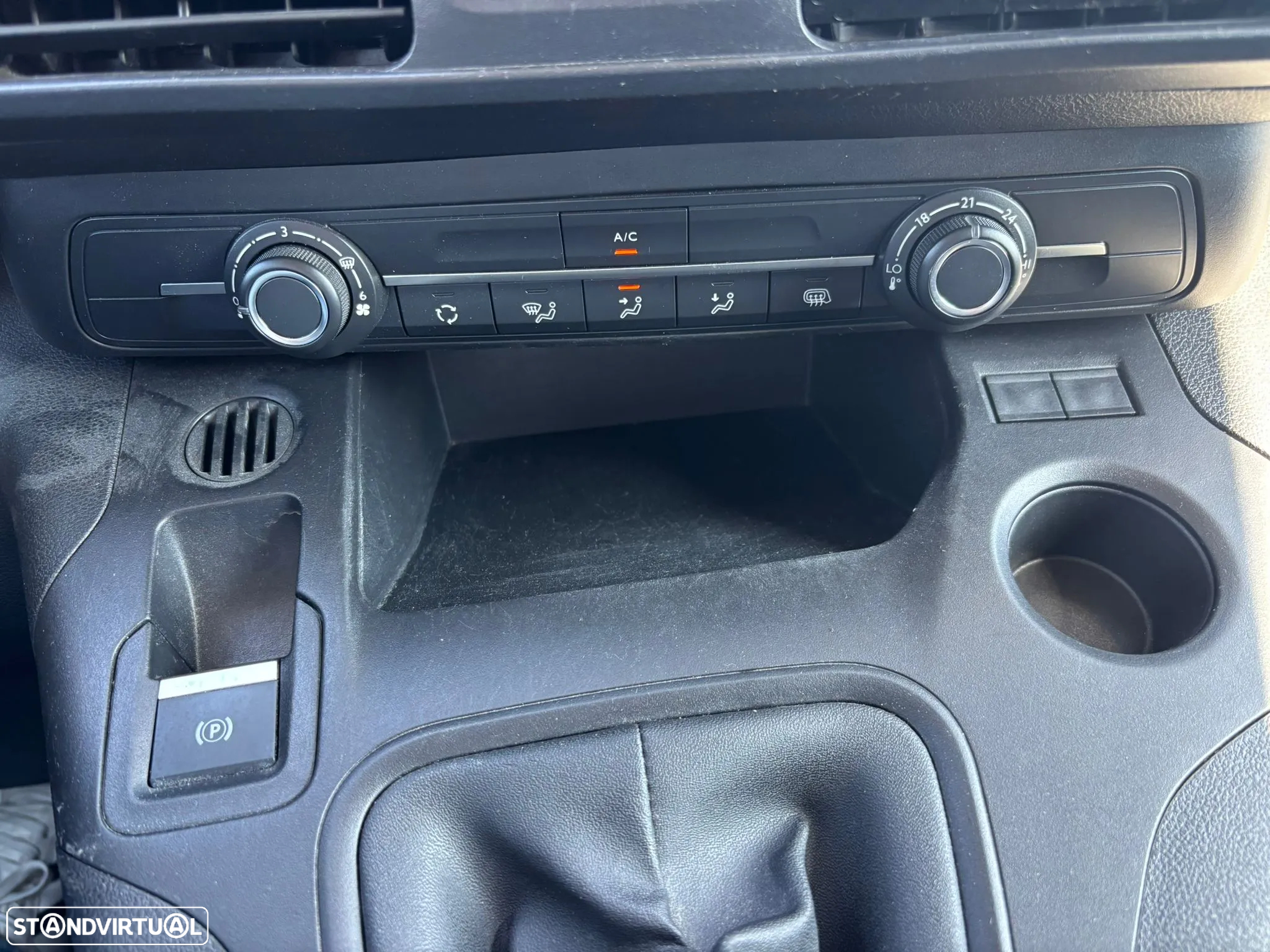 Opel COMBO 1.5 102cv 3 LUGARES - AC - IVA DEDUTÍVEL - 56