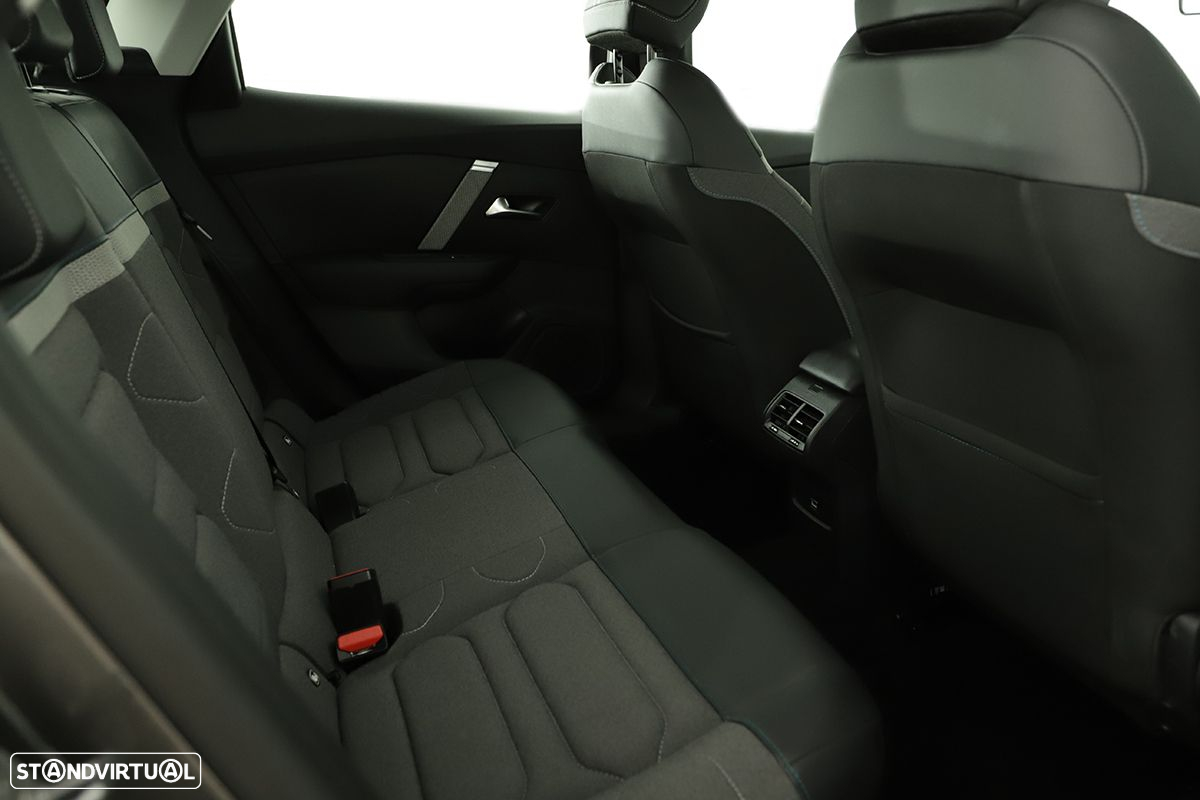 Citroën C4 1.2 PureTech Plus EAT8 - 23