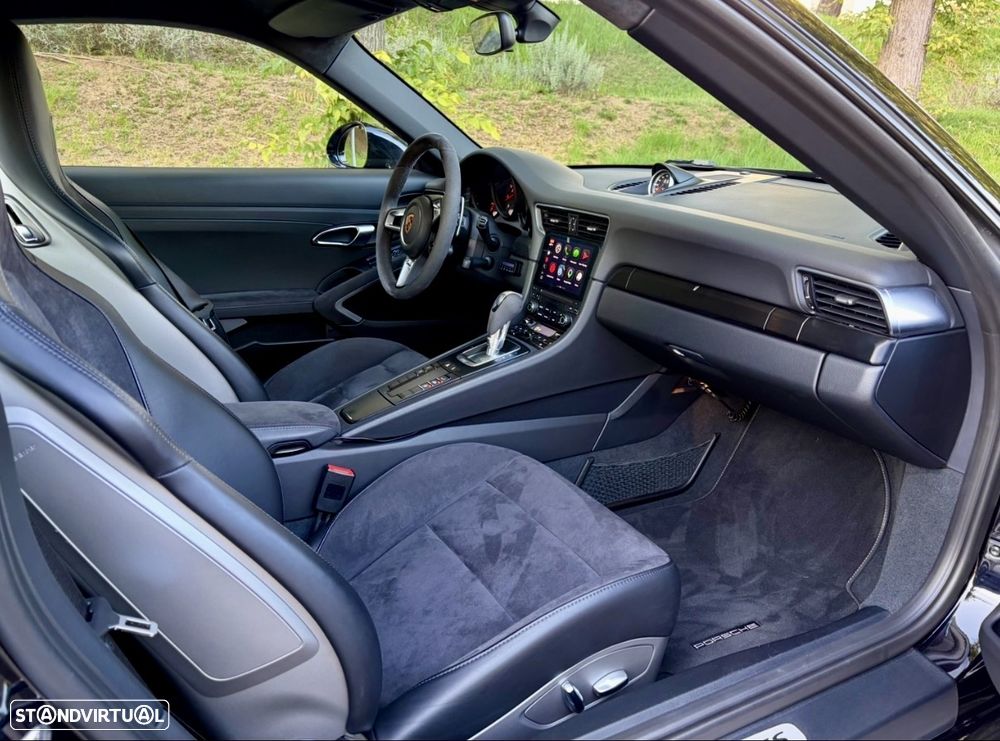 Porsche 911 (991) Carrera GTS PDK - 8