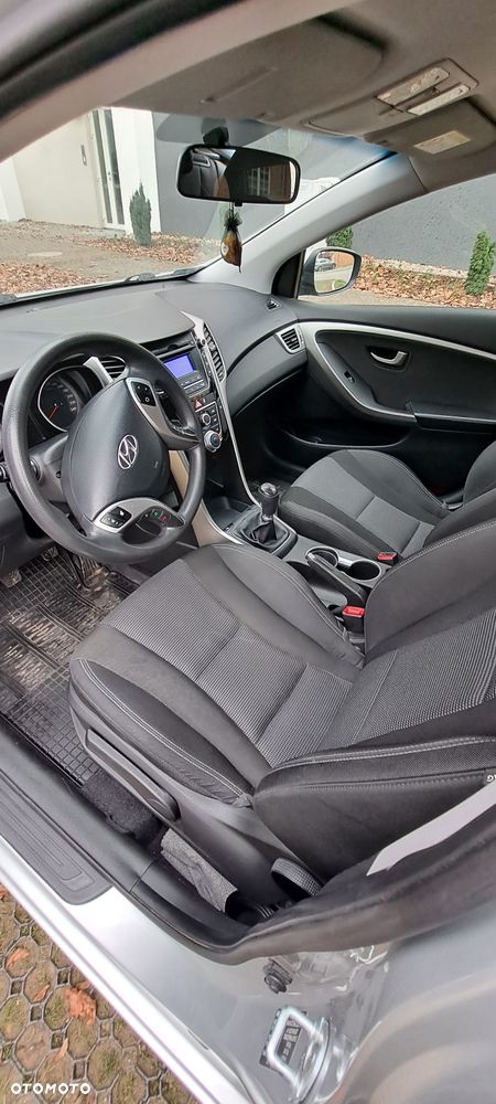 Hyundai i30 1.4 CRDi Classic + - 21