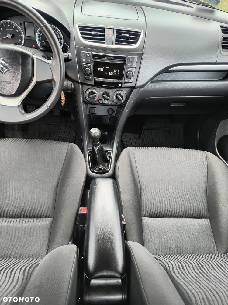 Suzuki Swift - 13