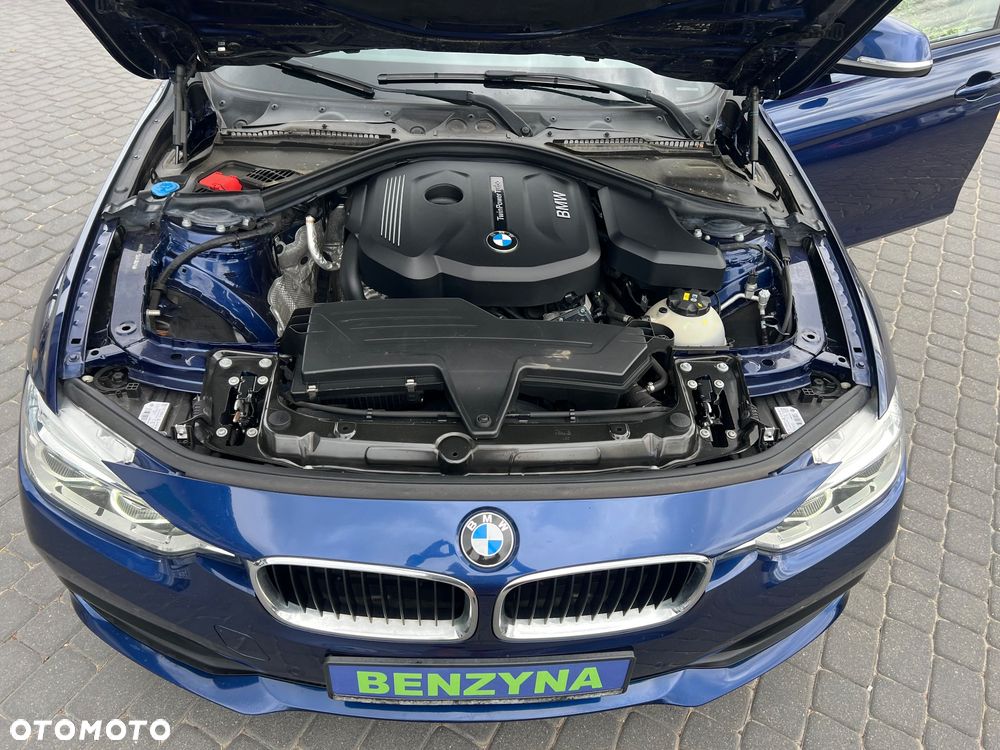 BMW Seria 3 318i Edition Luxury Line Purity - 11