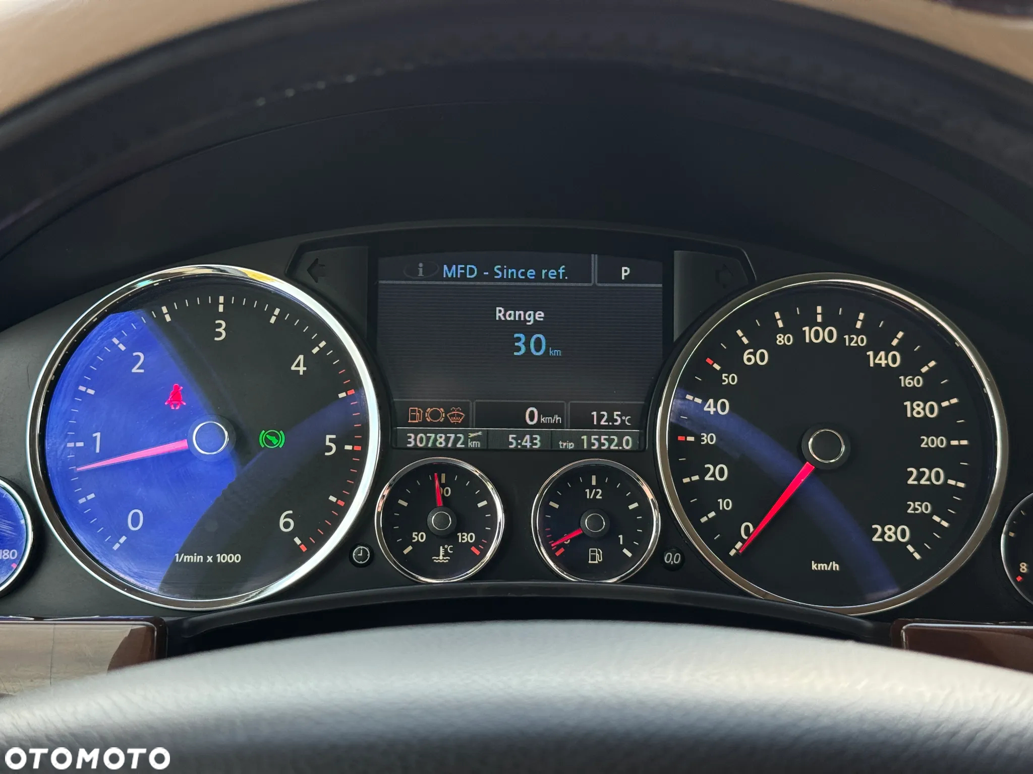 Volkswagen Touareg - 25