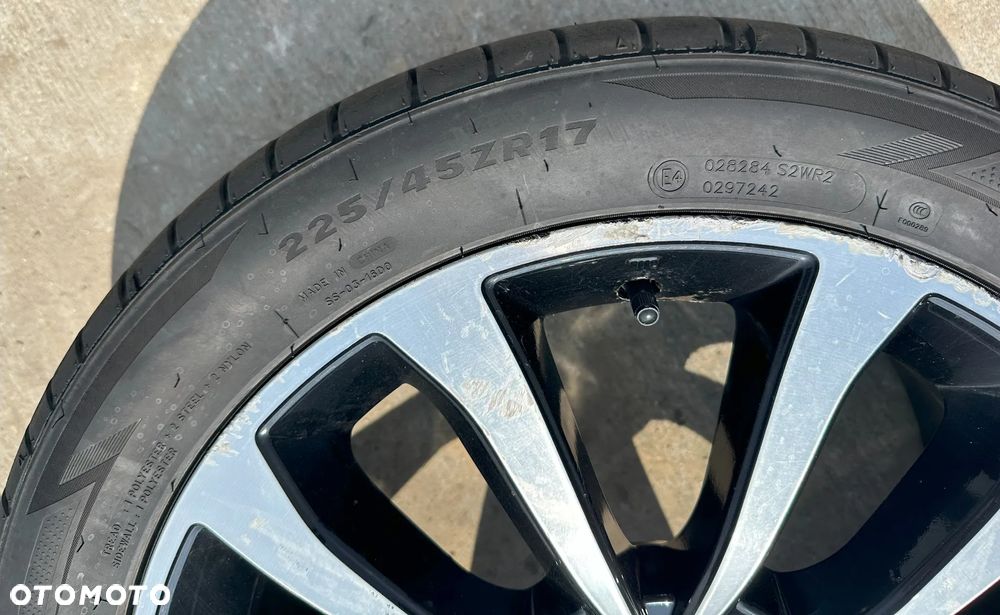 Koła Alufelgi 17" 5x98 Fiat Tipo II Doblo Aluminiowe 225/45/R17 - 17