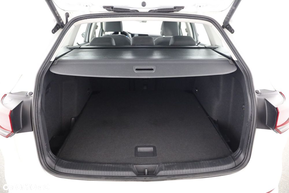 Volkswagen Golf 2.0 TDI Style DSG - 25